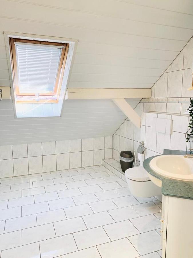 Apartment Amidst Nature-Riverdale, North Of Munich Fahrenzhausen Esterno foto